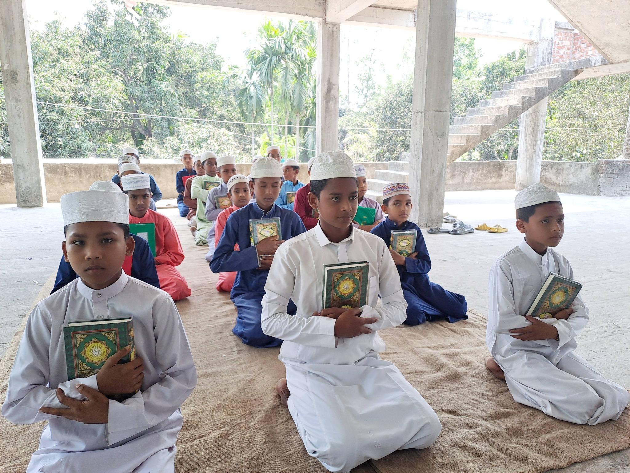 Distribution of the Holy Quran to Orphan Students in Kamarjani